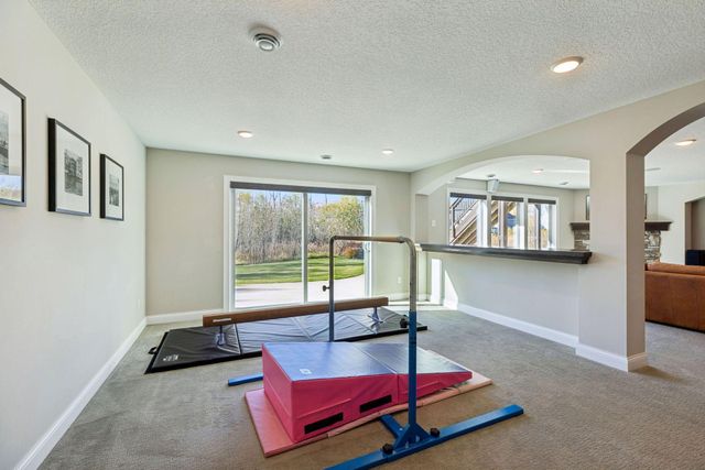 78 Rapp Farm Lane, North Oaks, MN 55127