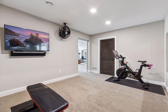 78 Rapp Farm Lane, North Oaks, MN 55127