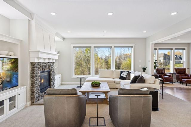 78 Rapp Farm Lane, North Oaks, MN 55127