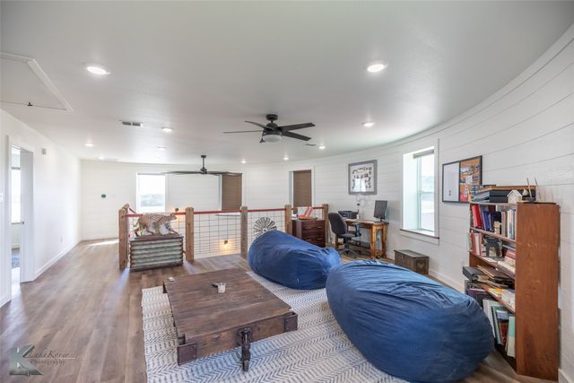 462 County Road 241, Ovalo, TX 79541