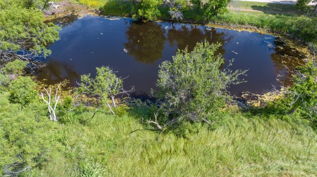 462 County Road 241, Ovalo, TX 79541