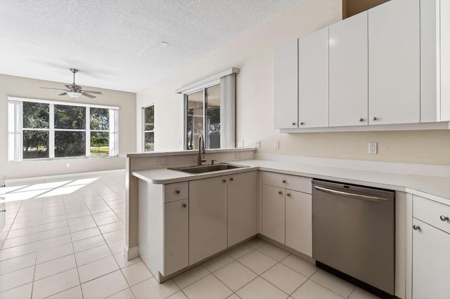 408 SW Horseshoe Bay, Port St. Lucie, Port St Lucie, FL 34986