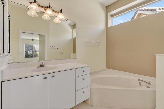 408 SW Horseshoe Bay, Port St. Lucie, Port St Lucie, FL 34986