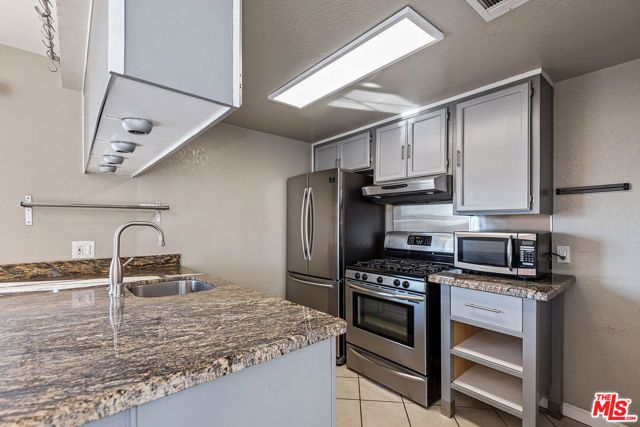 3780 Ocean View Avenue 2, Los Angeles, CA 90066