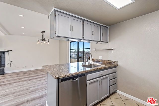 3780 Ocean View Avenue 2, Los Angeles, CA 90066
