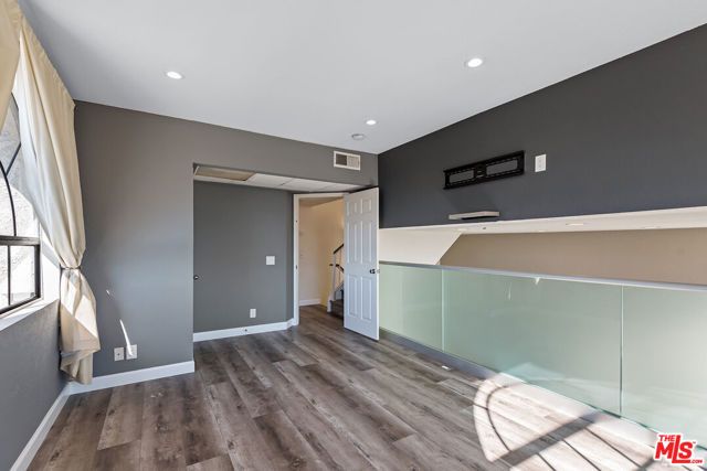 3780 Ocean View Avenue 2, Los Angeles, CA 90066