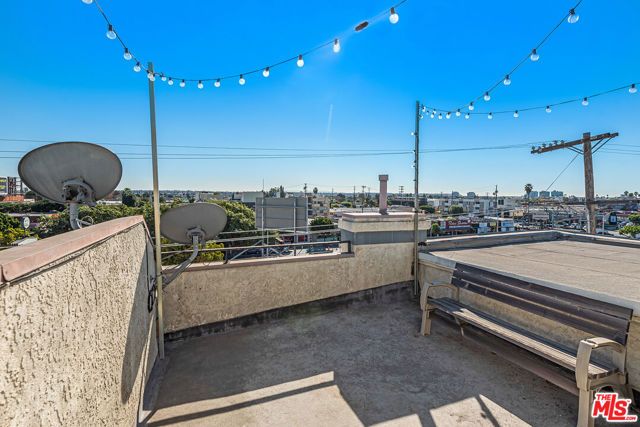 3780 Ocean View Avenue 2, Los Angeles, CA 90066