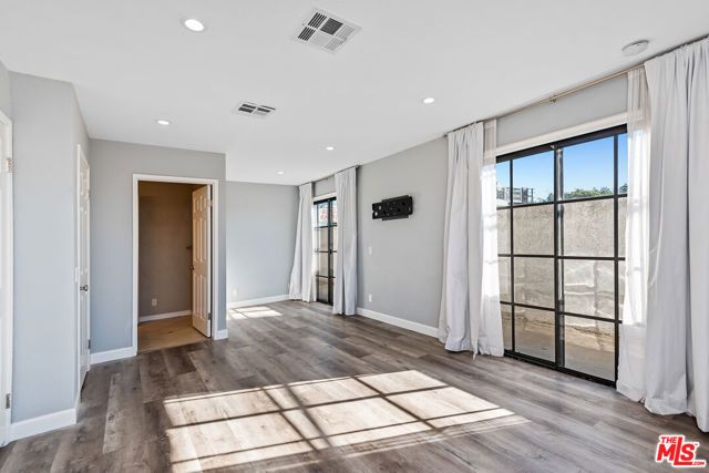3780 Ocean View Avenue 2, Los Angeles, CA 90066