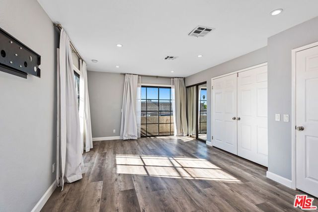 3780 Ocean View Avenue 2, Los Angeles, CA 90066