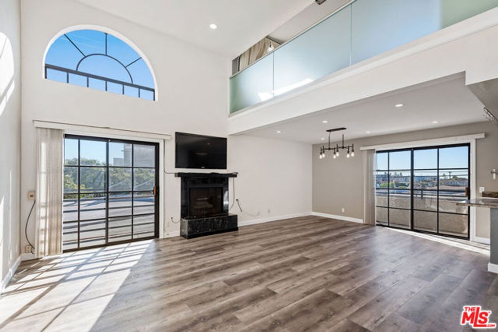 3780 Ocean View Avenue 2, Los Angeles, CA 90066