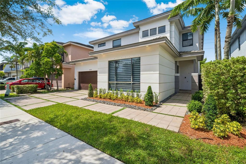 16025 SW 136th Terrace, Miami, FL 33196
