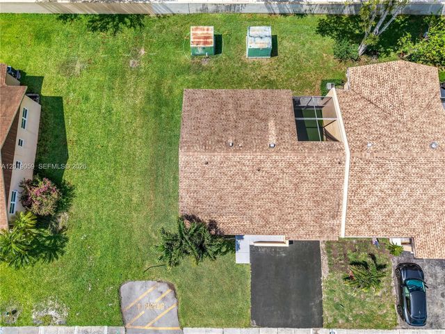 9531 W Heather Ln, Miramar, FL 33025