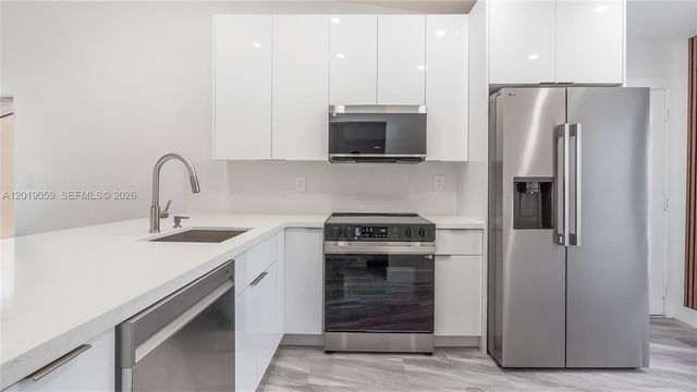 9531 W Heather Ln, Miramar, FL 33025