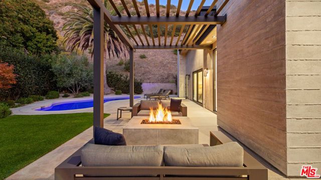 5958 Paseo Canyon Drive, Malibu, CA 90265