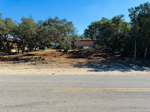 362 CANYON SPRINGS DR, Canyon Lake, TX 78133