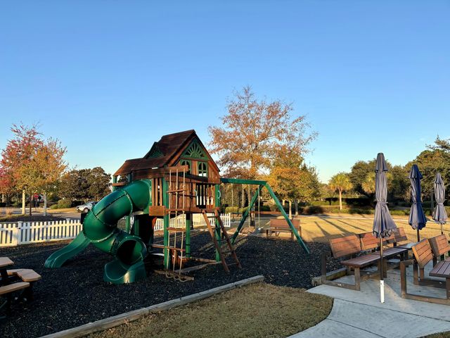 318 Oyster Bay Drive, Summerville, SC 29486