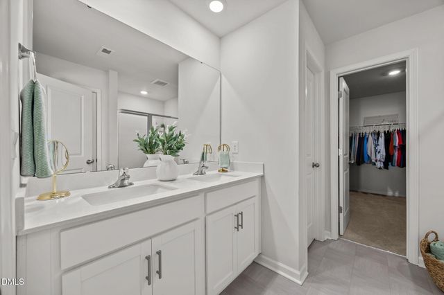 1432 Carisbrooke Drive, Mebane, NC 27302