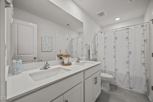 1432 Carisbrooke Drive, Mebane, NC 27302