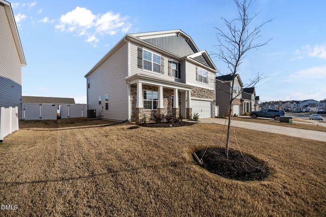 1432 Carisbrooke Drive, Mebane, NC 27302