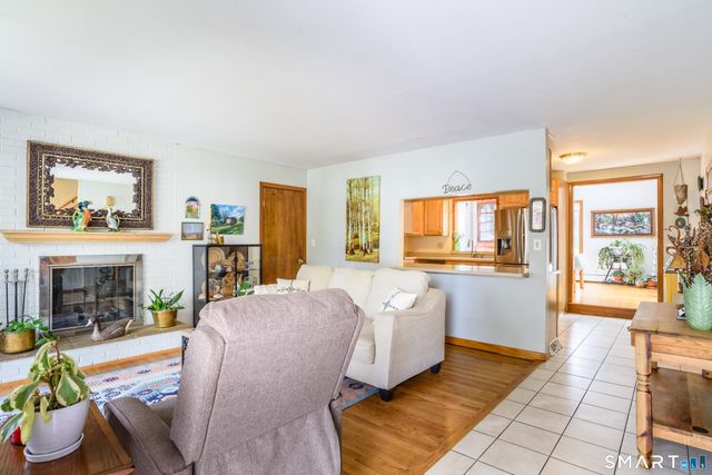 105 Meadow Wood Road, Stratford, CT 06614
