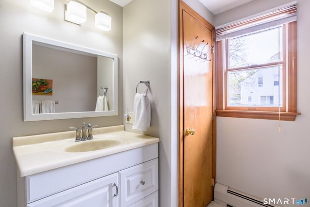 105 Meadow Wood Road, Stratford, CT 06614