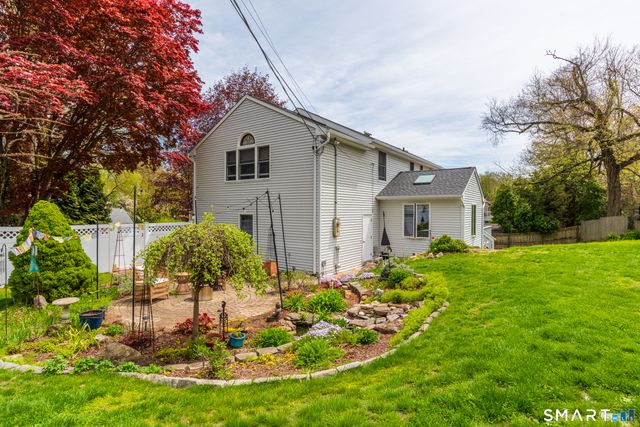 105 Meadow Wood Road, Stratford, CT 06614