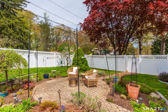 105 Meadow Wood Road, Stratford, CT 06614