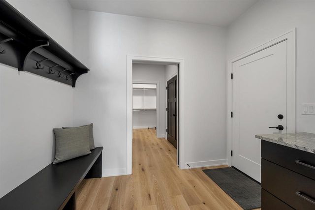 396 ALDON CIRCLE, Green Bay, WI 54304