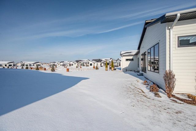 396 ALDON CIRCLE, Green Bay, WI 54304