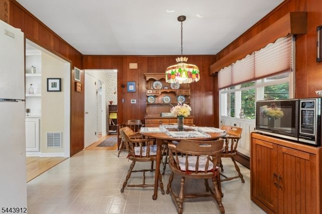 517 Joseph Ave, Woodbridge Twp., NJ 07095