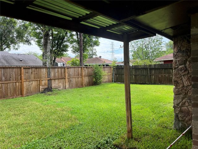 10415 Sageburrow Drive, Houston, TX 77089