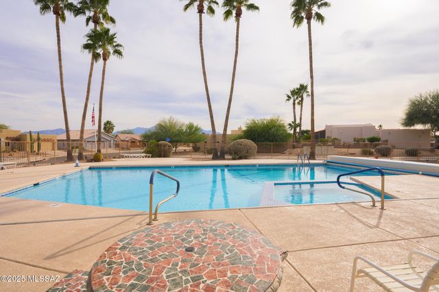 2171 N Avenida Del Polen, Green Valley, AZ 85614