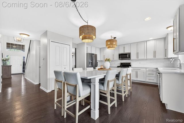 55920 Sunningdale Drive, Lyon Charter Township, MI 48178