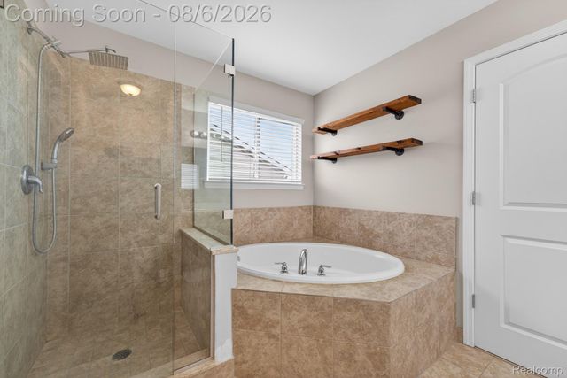 55920 Sunningdale Drive, Lyon Charter Township, MI 48178