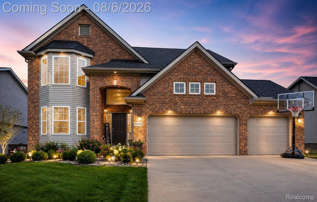 55920 Sunningdale Drive, Lyon Charter Township, MI 48178