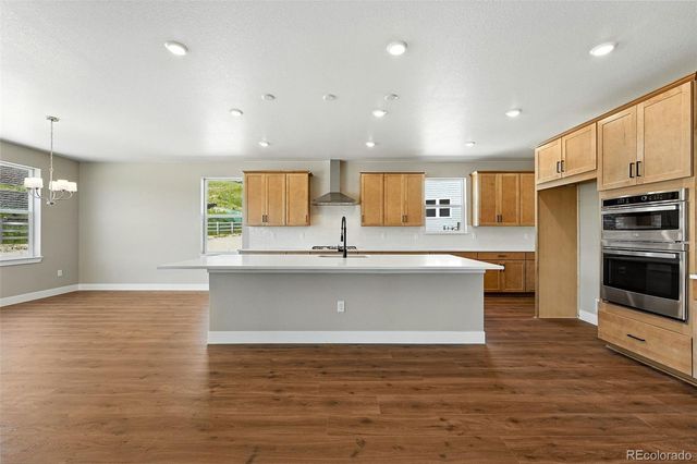 1694 Fox Trotter Point, Castle Rock, CO 80104