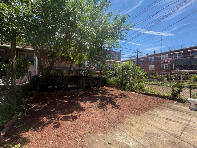 3083 49th Street, Astoria, NY 11103