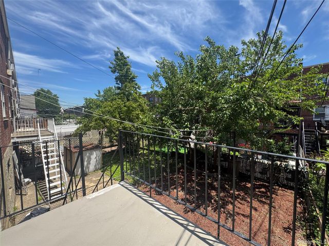 3083 49th Street, Astoria, NY 11103