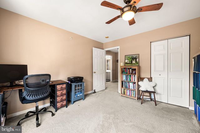 229 CREEKSIDE DR, Pottstown, PA 19464