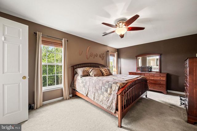 229 CREEKSIDE DR, Pottstown, PA 19464