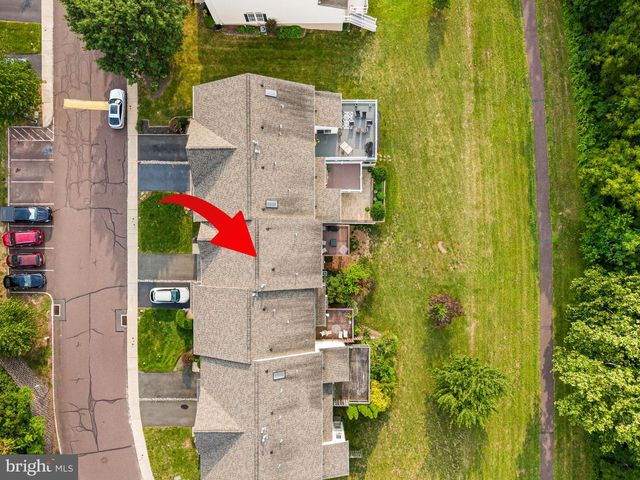 229 CREEKSIDE DR, Pottstown, PA 19464