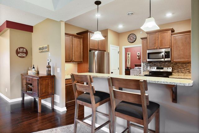 1106 Lorraine Court, Carver, MN 55315