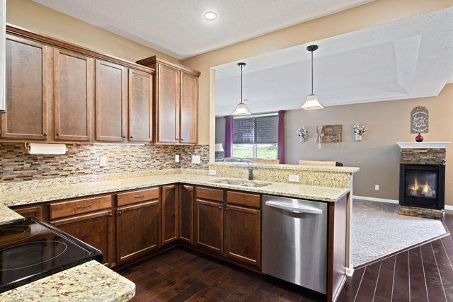 1106 Lorraine Court, Carver, MN 55315