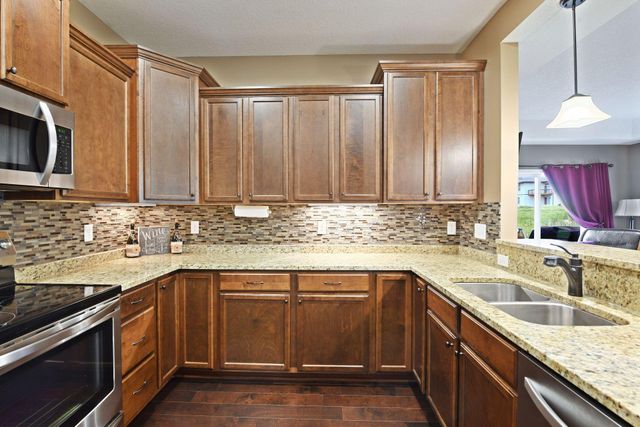 1106 Lorraine Court, Carver, MN 55315