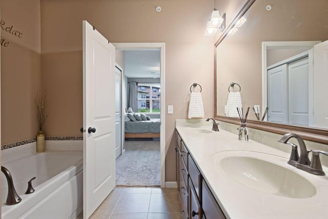 1106 Lorraine Court, Carver, MN 55315