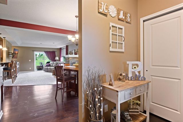 1106 Lorraine Court, Carver, MN 55315