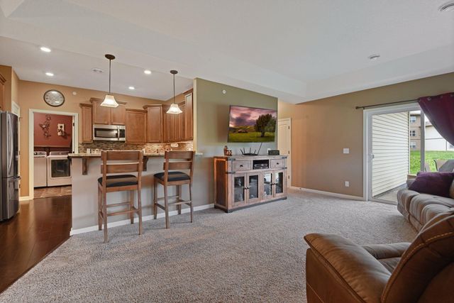 1106 Lorraine Court, Carver, MN 55315