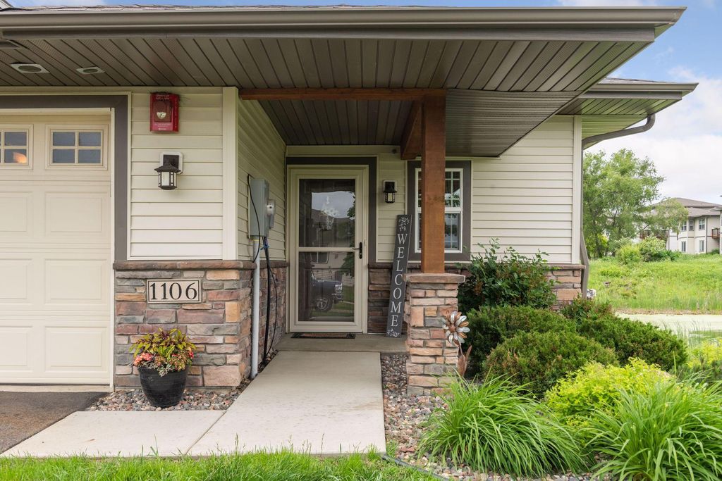 1106 Lorraine Court, Carver, MN 55315 — photo 3