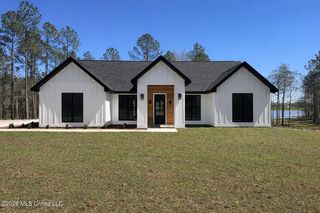 21080 Disalvo Lane, Kiln, MS 39556