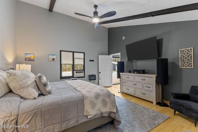 257 Crows Nest Road, Beaufort, NC 28516